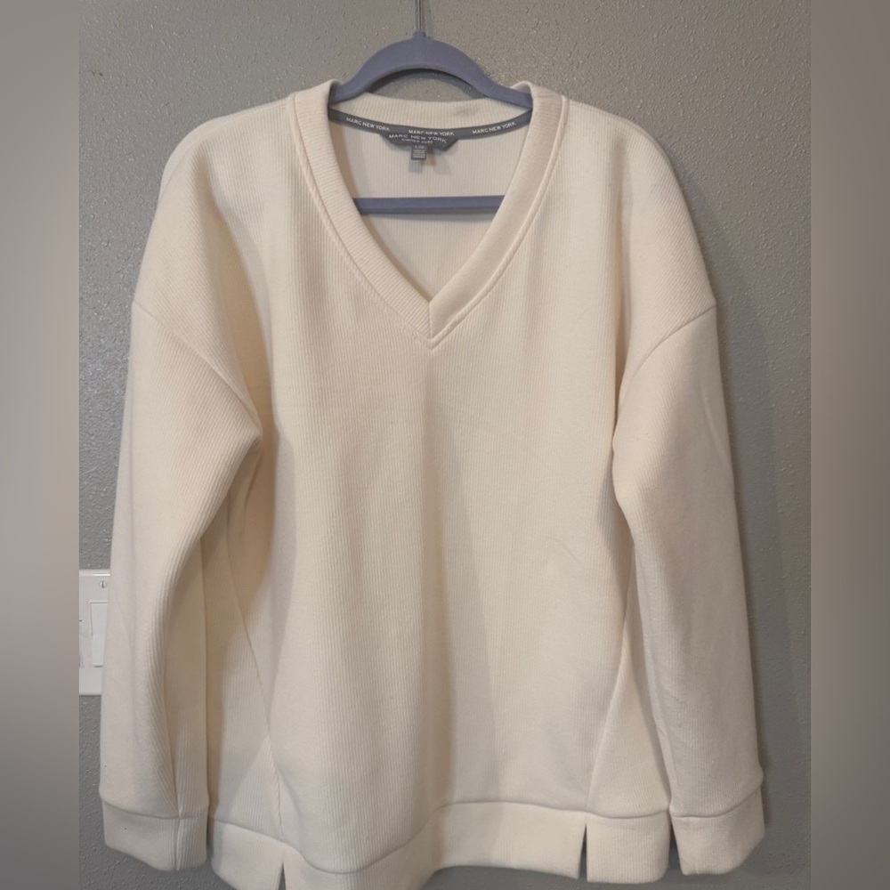 Andrew‎ Marc White V Neck Oversized Soft Coastal Grandma Winter Sweater L - Picture 5 of 10
